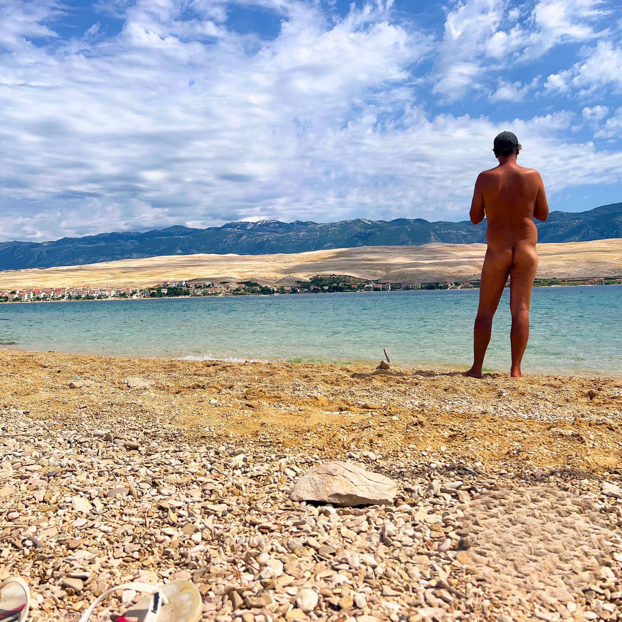 Nude Beaches in Pag